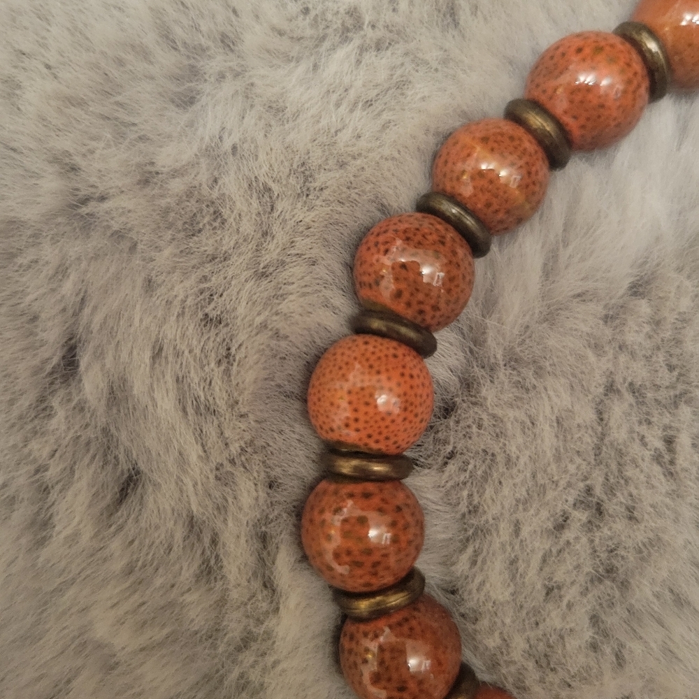 Red Dotted Bead Bracelet with Fringe and Metal Feather G MAN - Picture 4 of 6